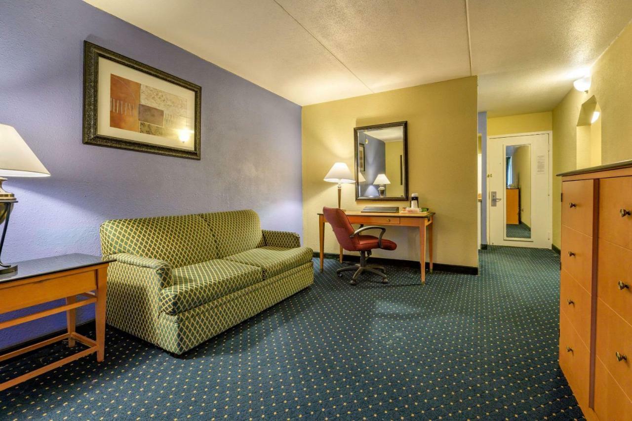 Aire Hotel Lebanon Hershey 外观 照片